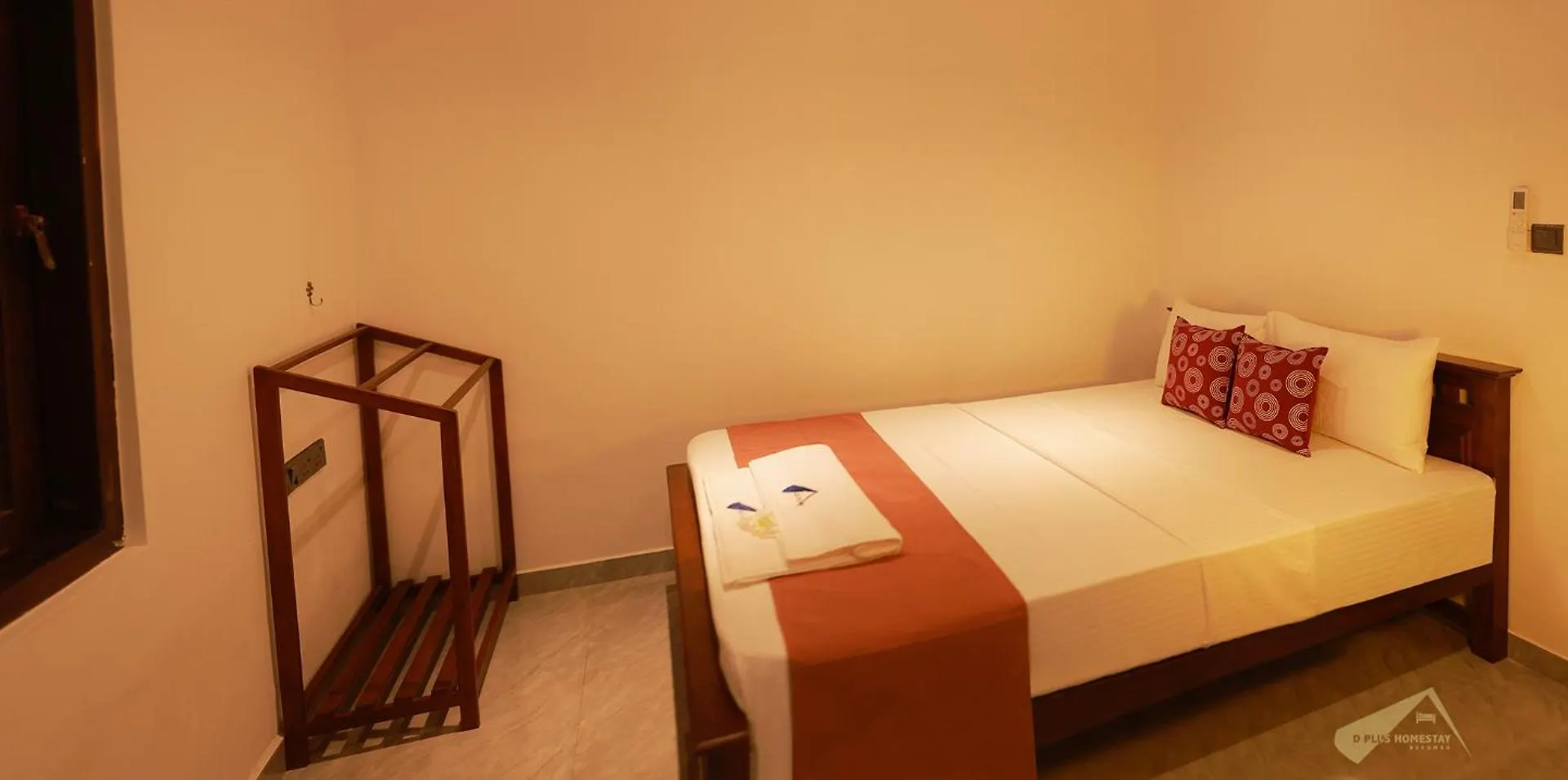 D Plus Homestay Νεγκόμπο